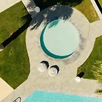 Villa Orama Luxury 4 Bedrooms With Private Pool *