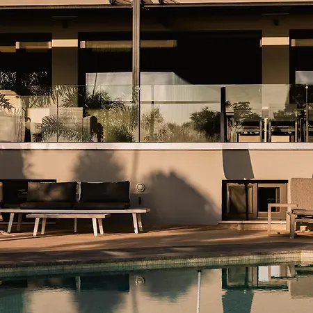 Orama Luxury 4 Bedrooms With Private Pool *