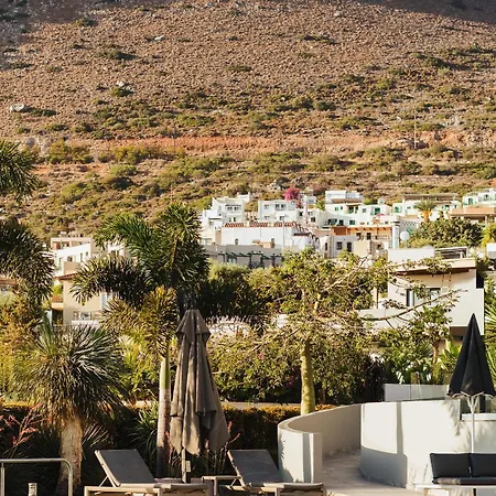 Orama Luxury 4 Bedrooms With Private Pool *