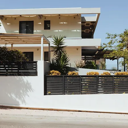 别墅 Orama Luxury 4 Bedrooms With Private Pool 赫索尼索斯