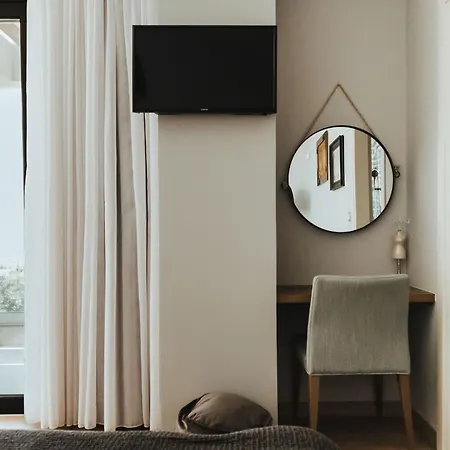 Orama Luxury 4 Bedrooms With Private Pool * 赫索尼索斯