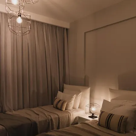 Orama Luxury 4 Bedrooms With Private Pool