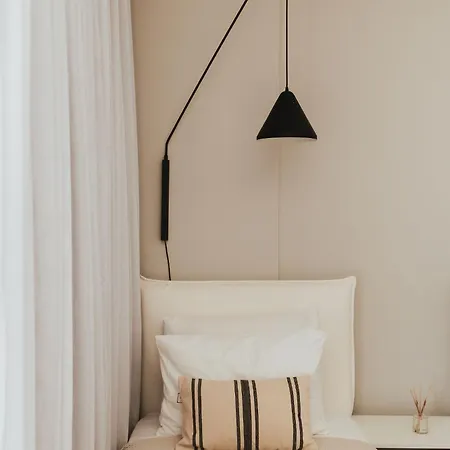 וילה Orama Luxury 4 Bedrooms With Private Pool הרסוניסוס