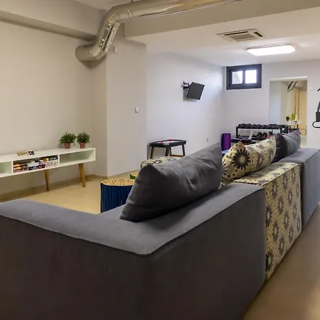 Orama Luxury 4 Bedrooms With Private Pool 别墅 *