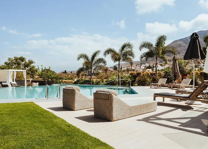 Orama Luxury 4 Bedrooms With Private Pool * Herszonisszosz