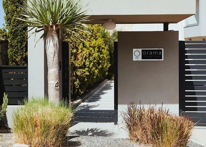 Orama Luxury 4 Bedrooms With Private Pool *