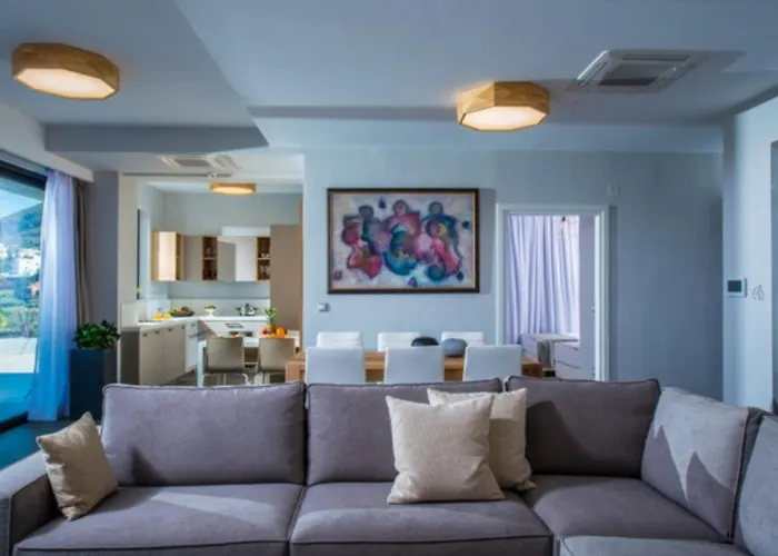 Villa Orama Luxury 4 Bedrooms With Private Pool Herszonisszosz