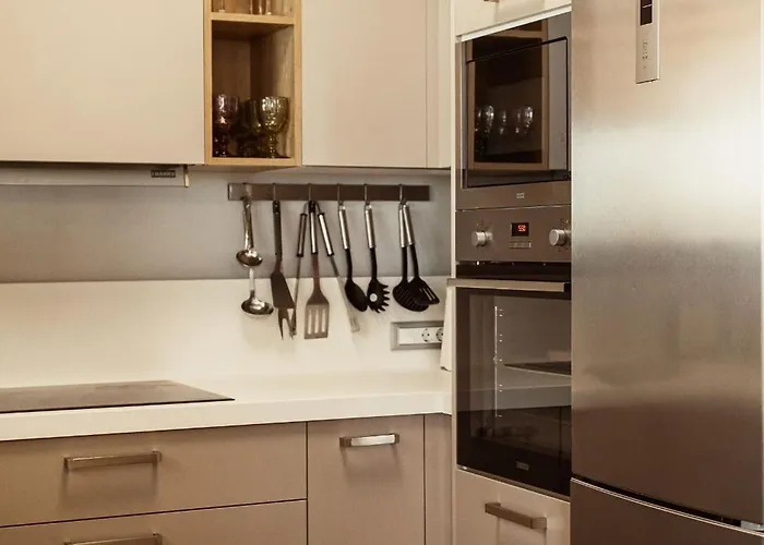 Orama Luxury 4 Bedrooms With Private Pool