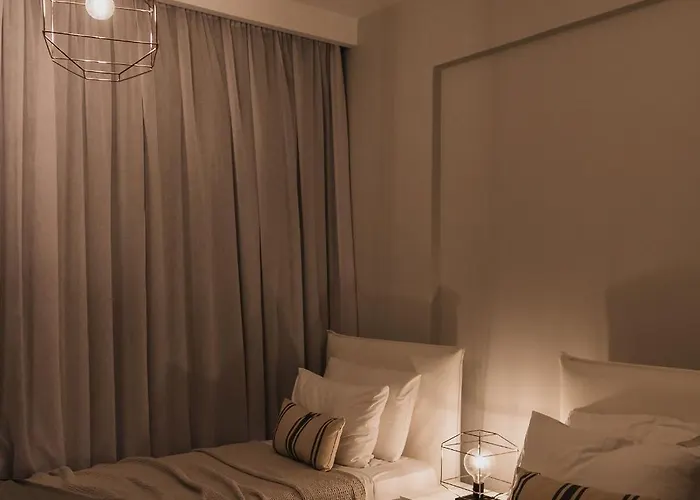 Orama Luxury 4 Bedrooms With Private Pool