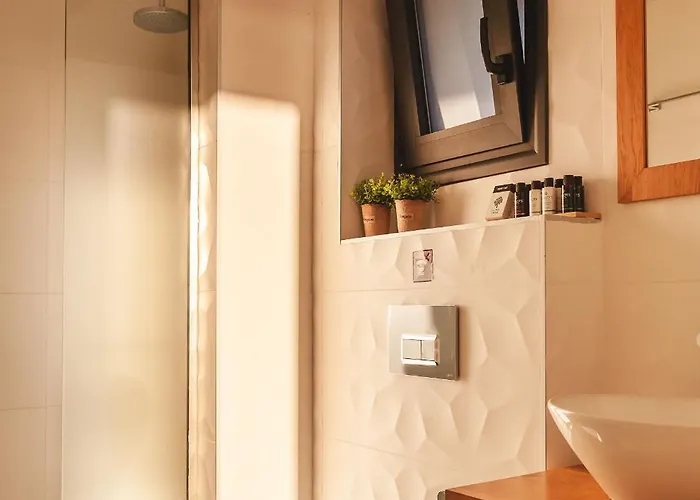 Orama Luxury 4 Bedrooms With Private Pool Villa *