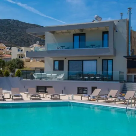 Orama Luxury 4 Bedrooms With Private Pool