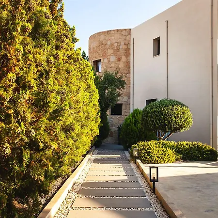 Orama Luxury 4 Bedrooms With Private Pool *