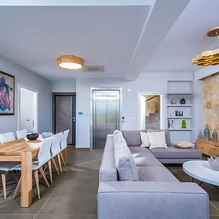 Orama Luxury 4 Bedrooms With Private Pool Villa Hersonissos (Crete)