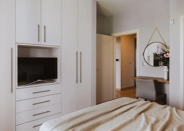 Orama Luxury 4 Bedrooms With Private Pool *